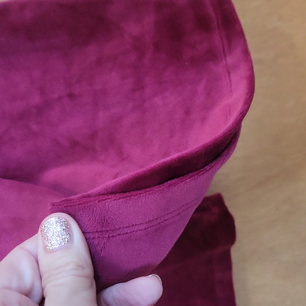 Marvel Wakanda, maroon velvet plush crop sweatshirt and flared bottoms. NWOT MED - Picture 13 of 15
